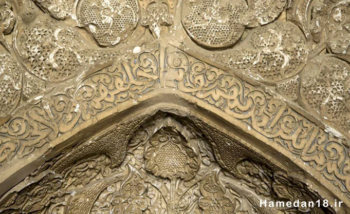 گنبد علویان، گنجینه گچبری سلجوقی 15 گچ کاری گنبد علویان