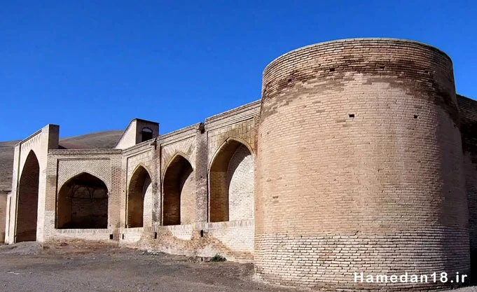 کاروانسرای فرسفج تویسرکان