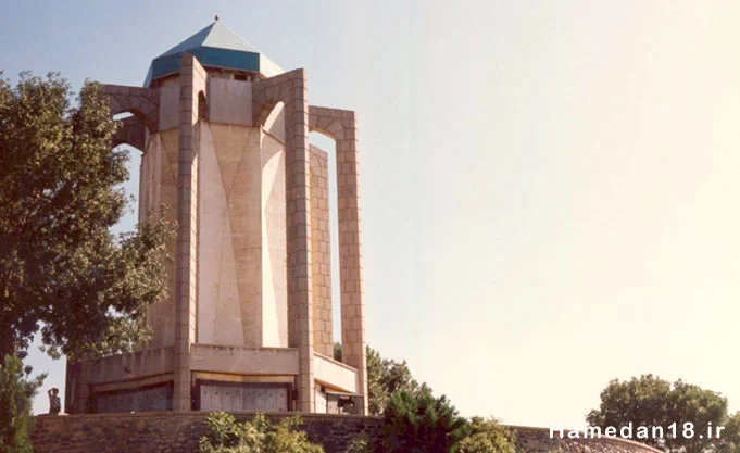 باباطاهر عریان کیست؟ زندگی نامه و گزیده اشعار 7 آرامگاه باباطاهر عریان